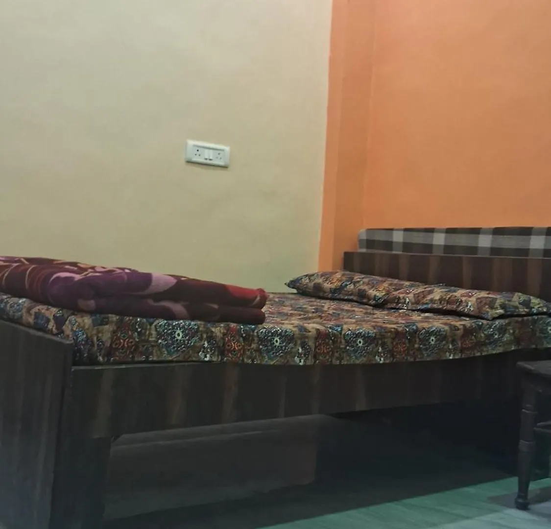 Laxman Guest House Varanasi 0*,  India