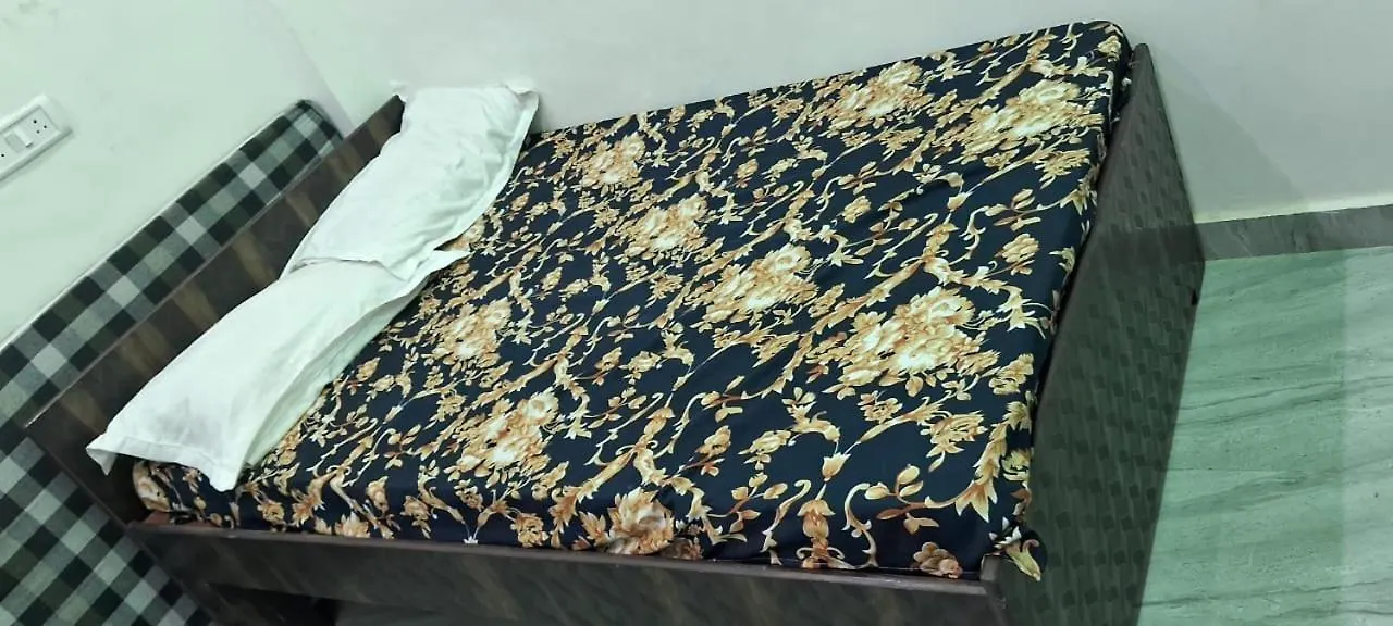 Laxman Guest House Varanasi