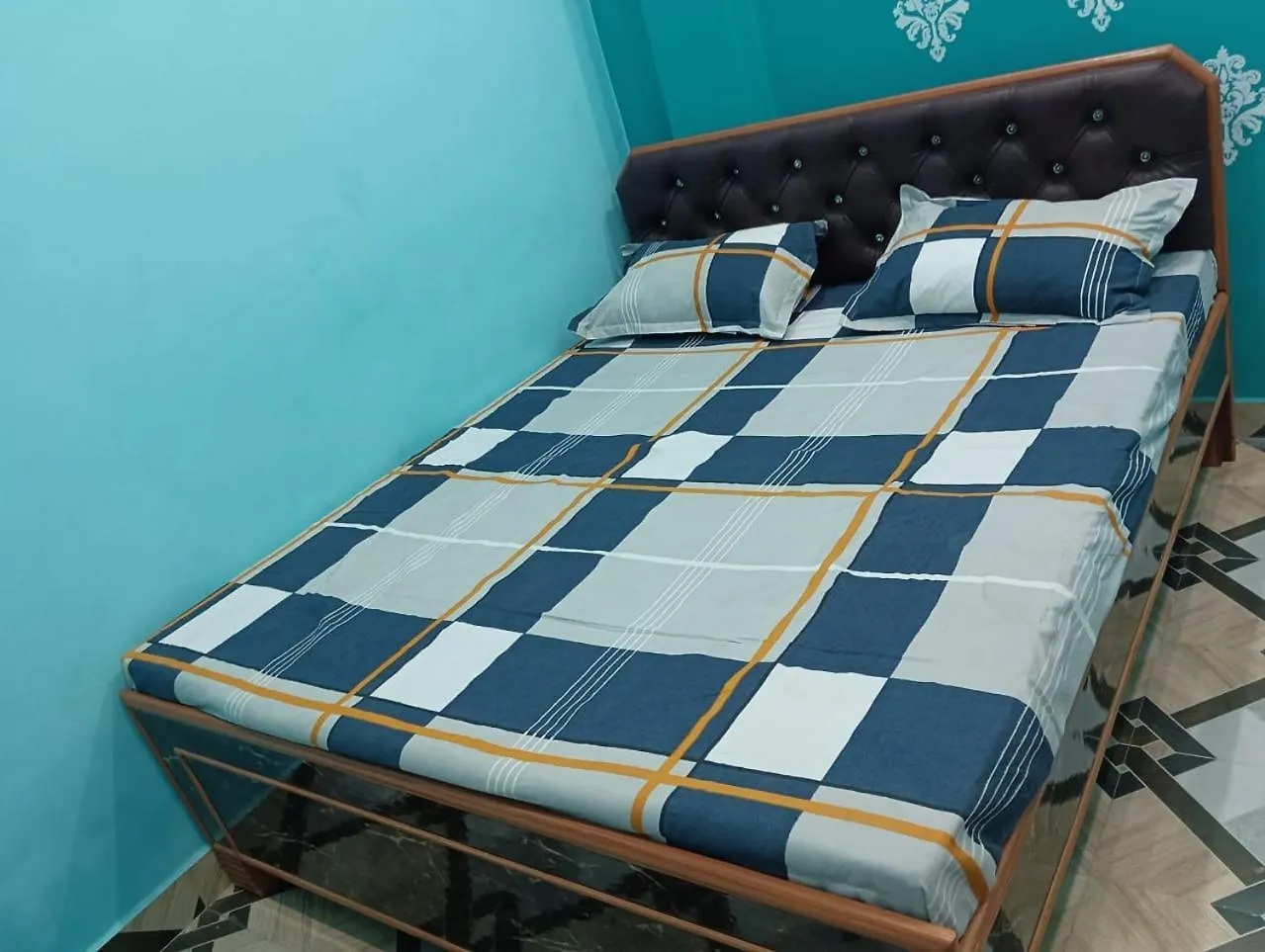 Laxman Guest House Varanasi India